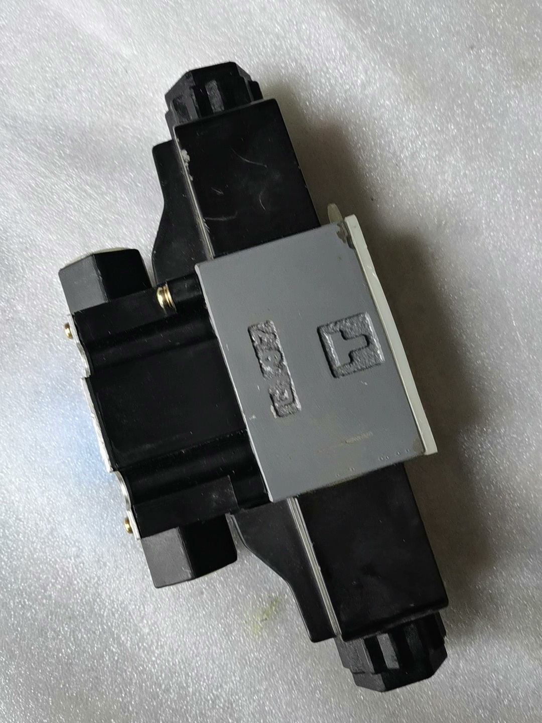 日本トキメック ソレノイドバルブ ワンハンドル DG4V-3 - Woodworking In Japan のレビューと価格